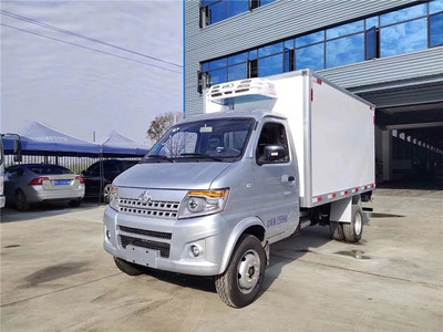 程力十八分公司 國六長安神騏T20冷藏車，城市冷鏈運(yùn)輸?shù)目煽炕锇?>
</div>
<div   id=